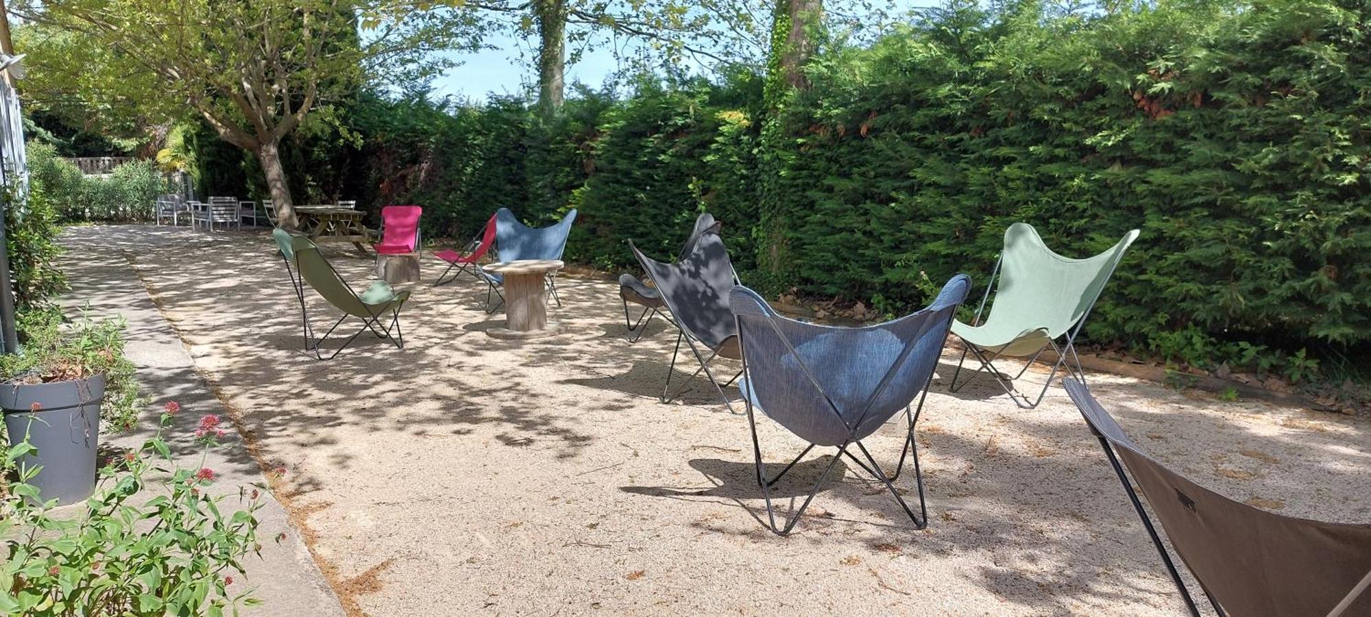 Chambres D'Hotes Aux Tournesols Malaucene Bagian luar foto